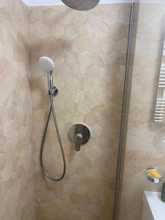 Plazza Studio ブカレスト エクステリア 写真